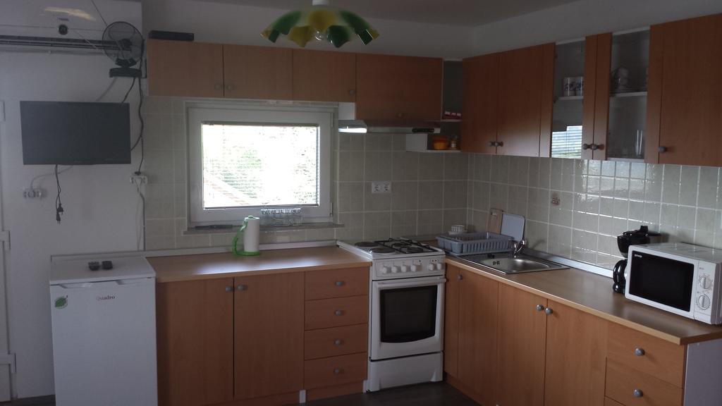 Apartment House Sumrak Bizeljsko Quarto foto